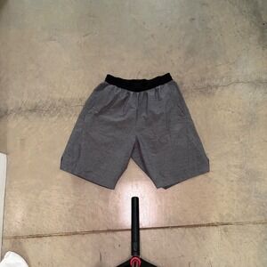 Adidas Athletic Shorts Mens Size M Grey Excellent Laser Cut Breathable Training